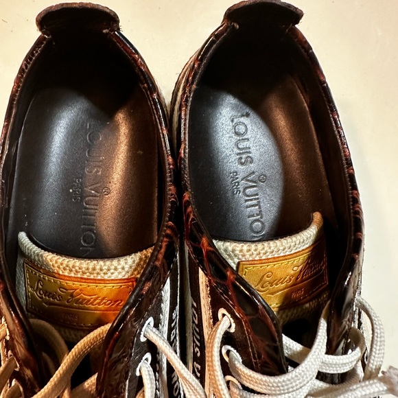 Louis Vuitton tennis shoes - Picture 2 of 9